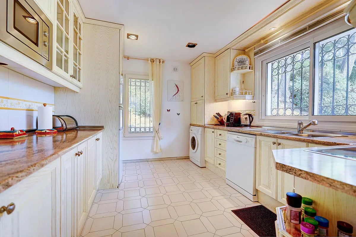 Beautiful 3 Bedroom Bungalow, Miraflores, Mijas Costa