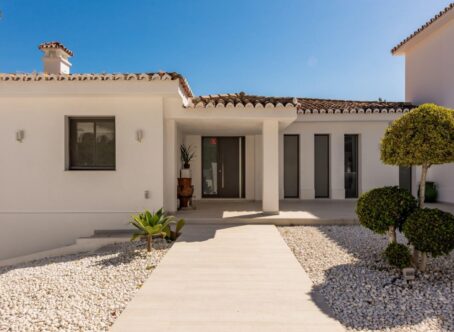 Stunning Villa for sale, in Las Brisas, Marbella