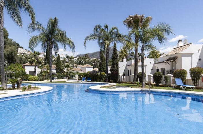 Apartment for sale, in Nueva Andalucia