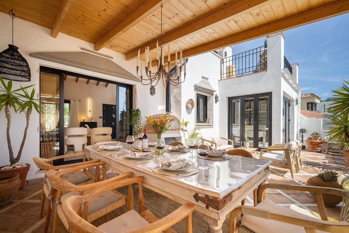 4 Bedroom Villa, Marbella's Golden Mile