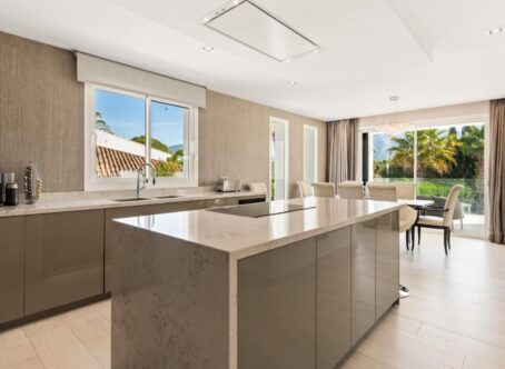 Stunning Villa for sale, in Las Brisas, Marbella