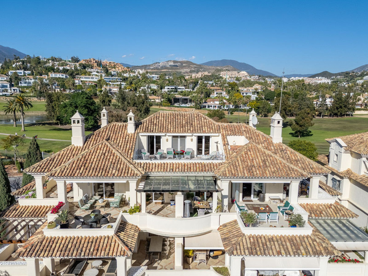3 Bedroom Penthouse Apartment, Nueva Andalucia
