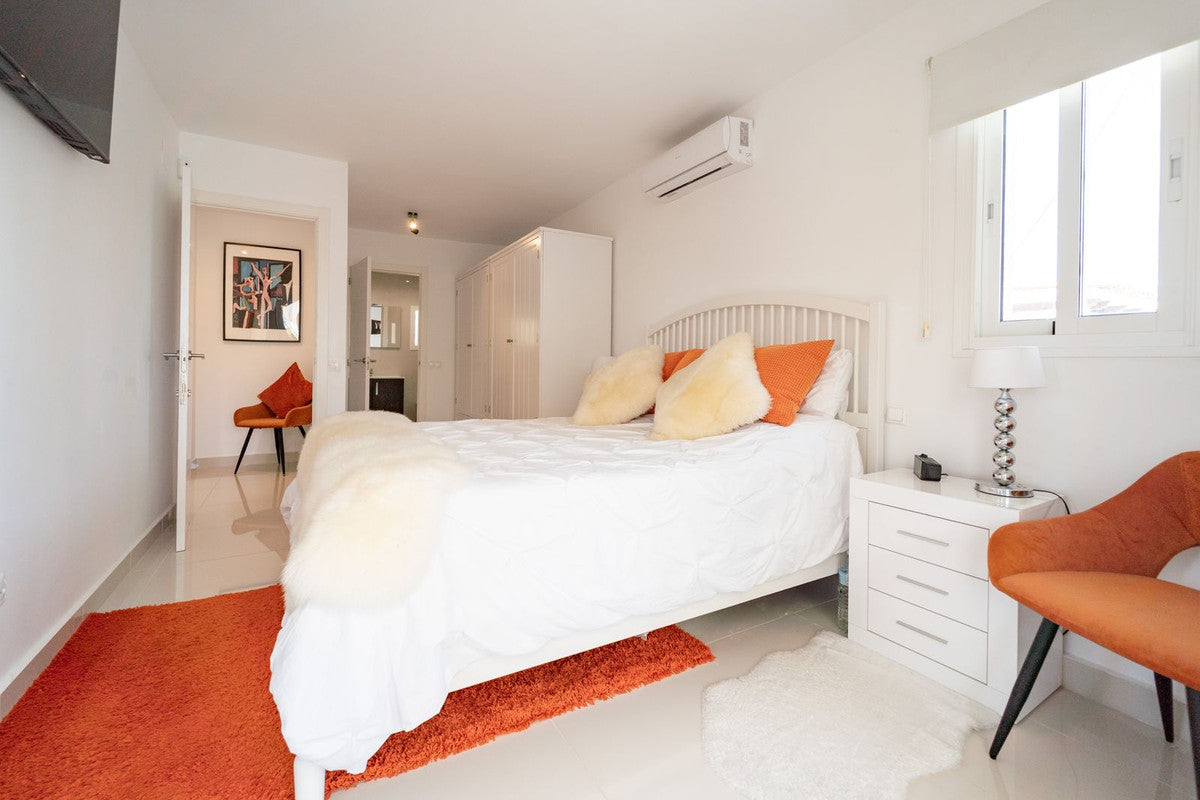 3 Bedroom Villa, Calahonda, Mijas Costa