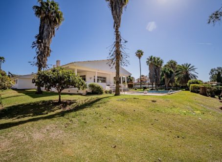 Beautiful Villa, in Marbella Town