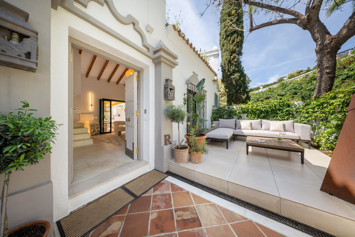 4 Bedroom Villa, Marbella's Golden Mile