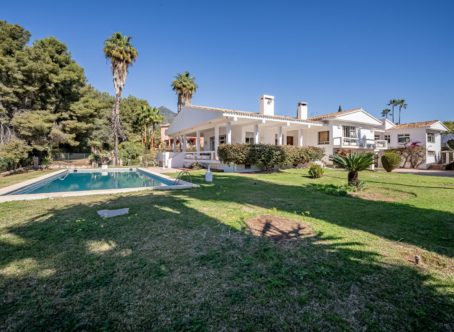 Beautiful Villa, in Marbella Town