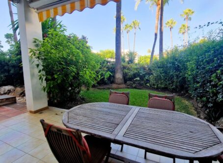 2 Bedroom Apartment, for sale in Nueva Atalaya, Estepona