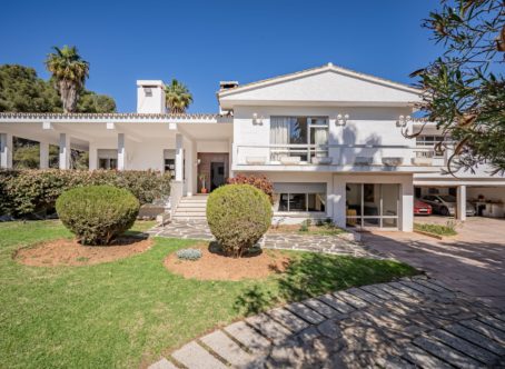 Beautiful Villa, in Marbella Town