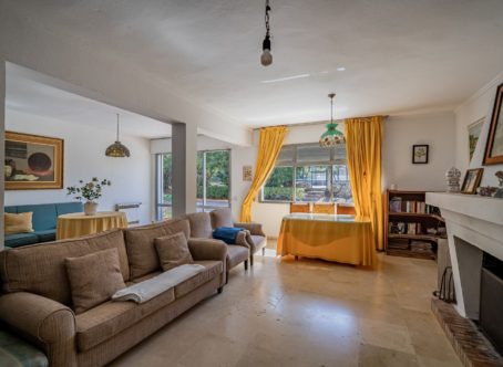 Beautiful Villa, in Marbella Town
