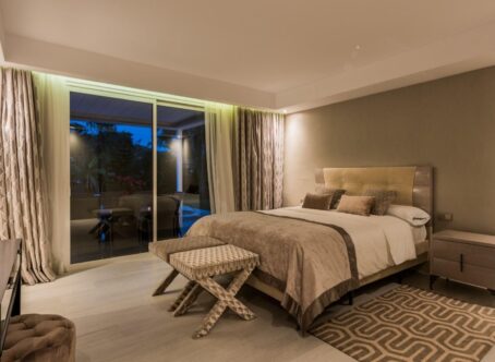 Stunning Villa for sale, in Las Brisas, Marbella