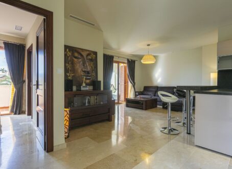 Two Bedroom Apartment in Nueva Andalucia, Marbella