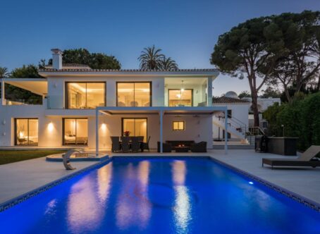 Stunning Villa for sale, in Las Brisas, Marbella