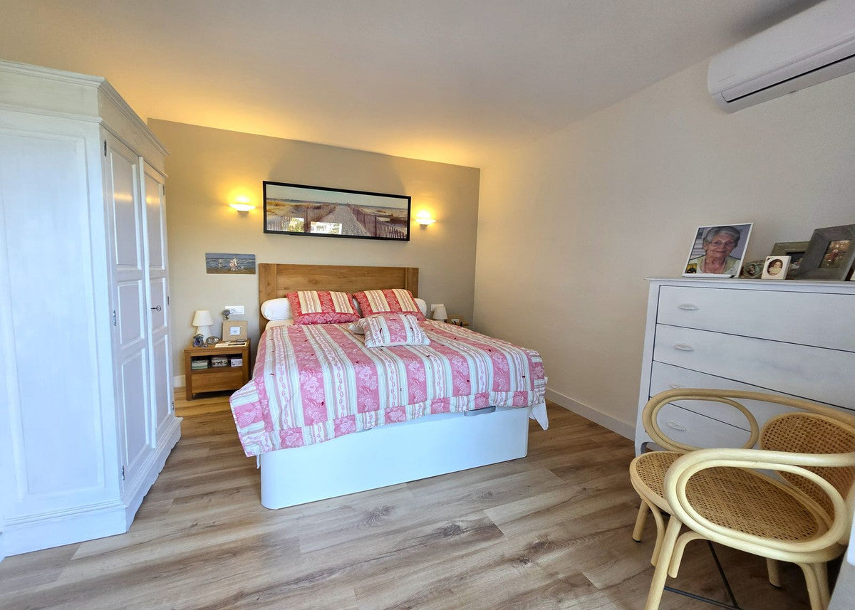 Stunning 3 Bedroom Penthouse, Calahonda