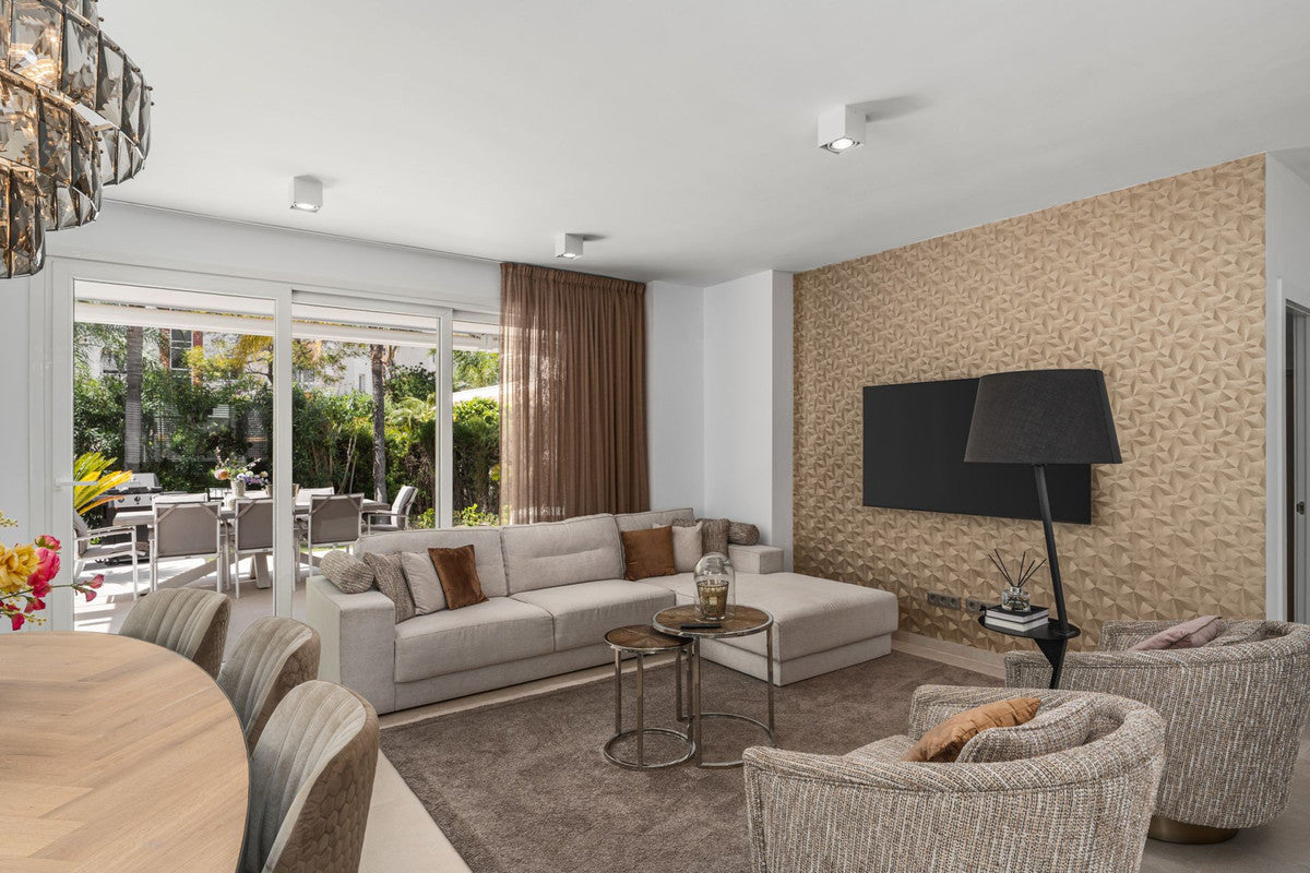 4 Bedroom Villa, Estepona