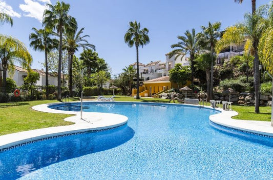 Apartment for sale, in Nueva Andalucia