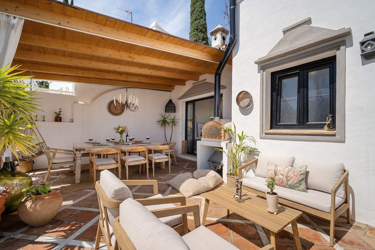 4 Bedroom Villa, Marbella's Golden Mile