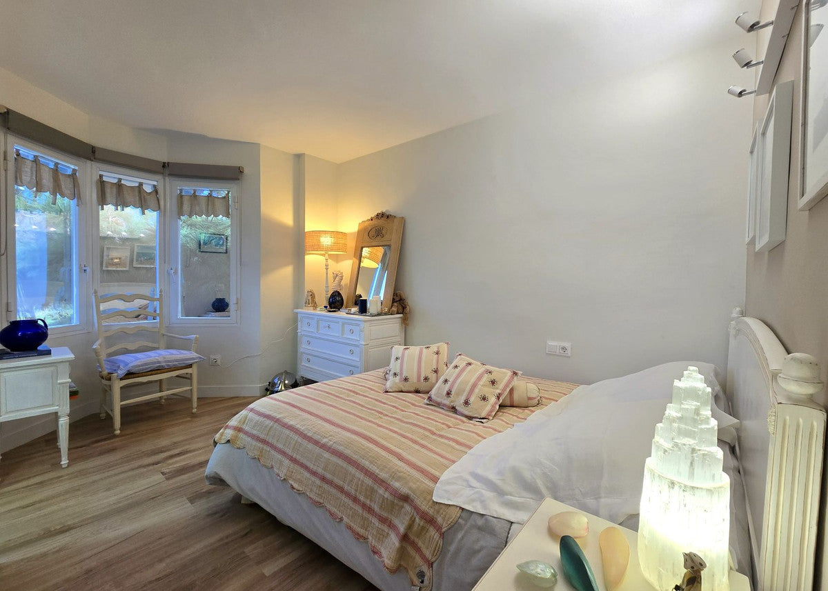 Stunning 3 Bedroom Penthouse, Calahonda