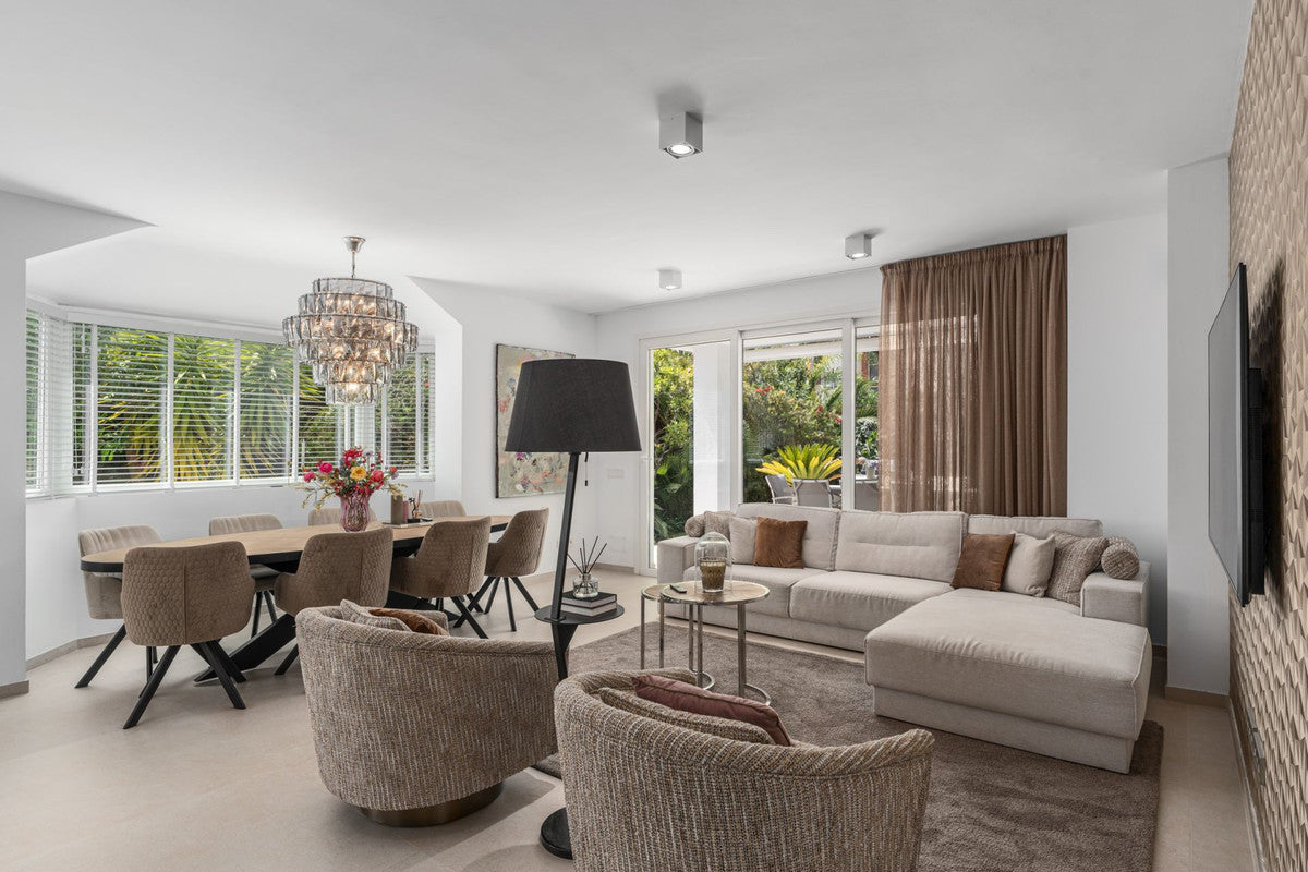 4 Bedroom Villa, Estepona