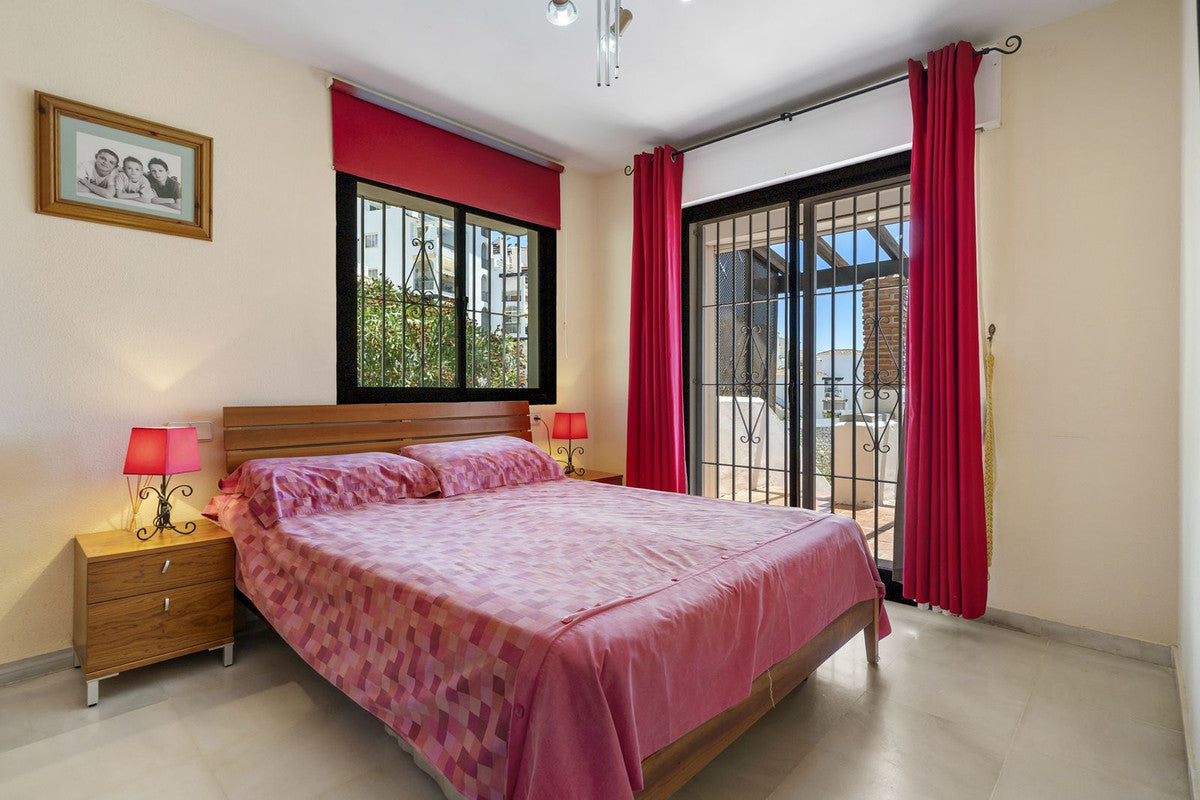 5 Bedroom Sea View Townhouse, in Calahonda, Mijas Costa