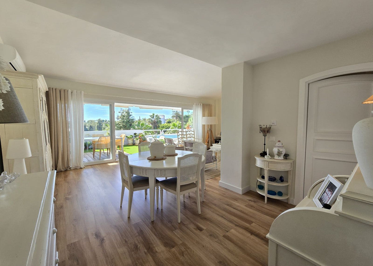 Stunning 3 Bedroom Penthouse, Calahonda