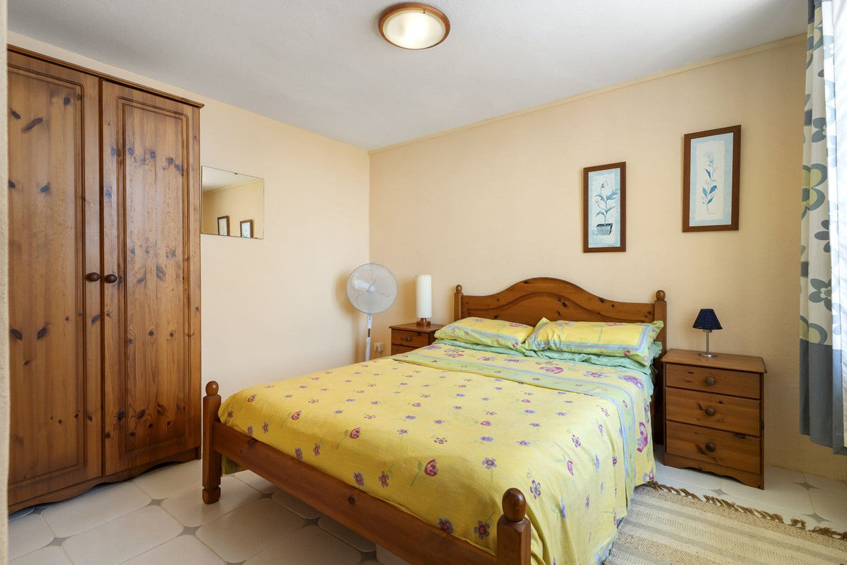 5 Bedroom Sea View Townhouse, in Calahonda, Mijas Costa