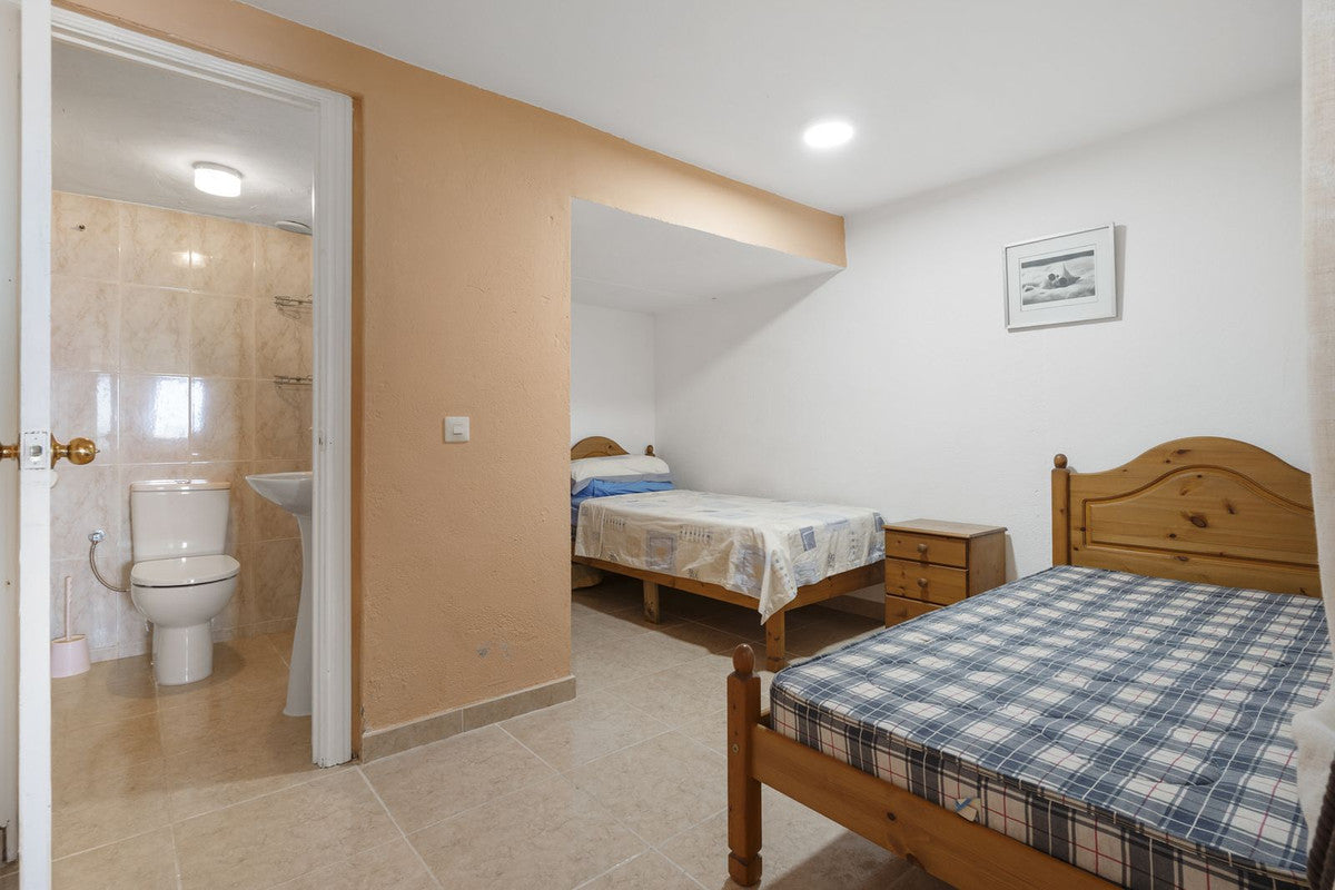 5 Bedroom Sea View Townhouse, in Calahonda, Mijas Costa