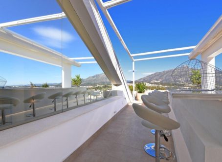 Magnificent 7 Bedroom Villa, Marbella