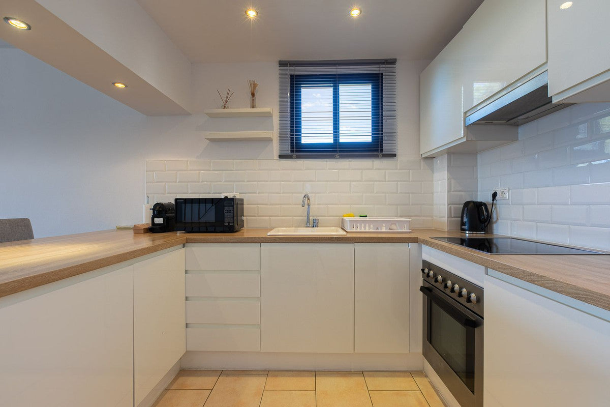 1 Bedroom Sea View Apartment, Calahonda