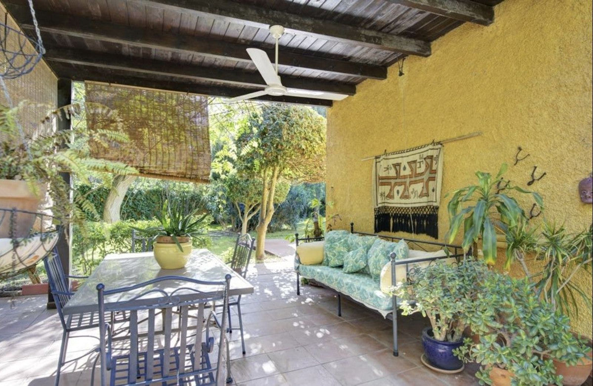 Traditional Villa in El Rosario, Marbella