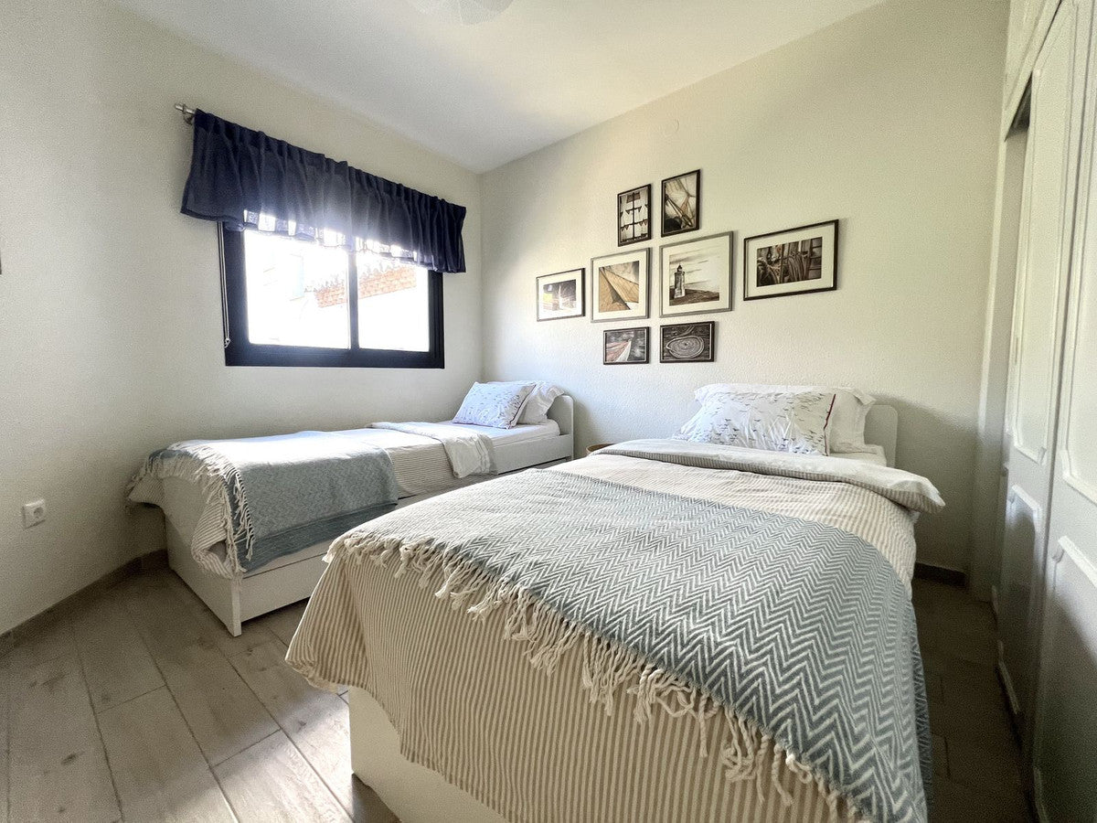 2 Bedroom Apartment in Calahonda