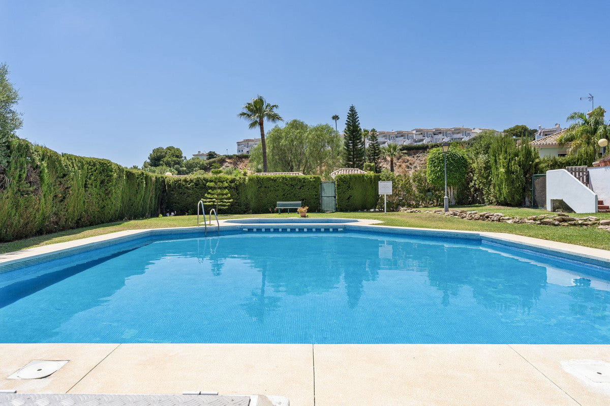 5 Bedroom Sea View Townhouse, in Calahonda, Mijas Costa