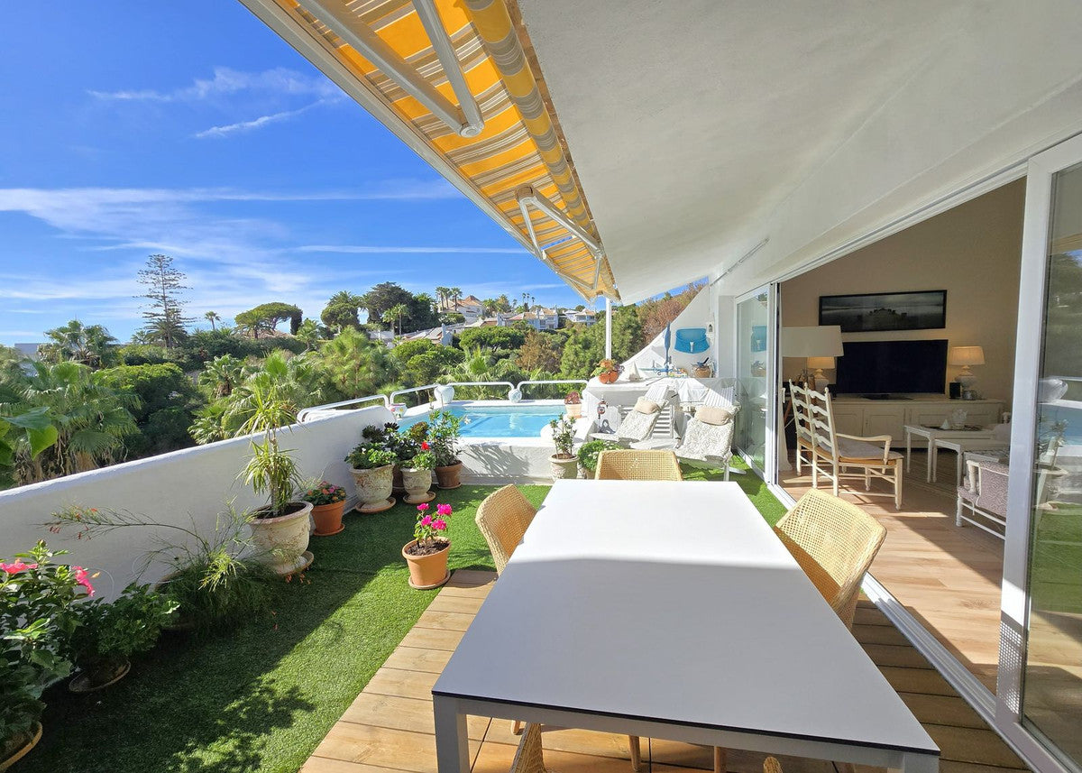 Stunning 3 Bedroom Penthouse, Calahonda